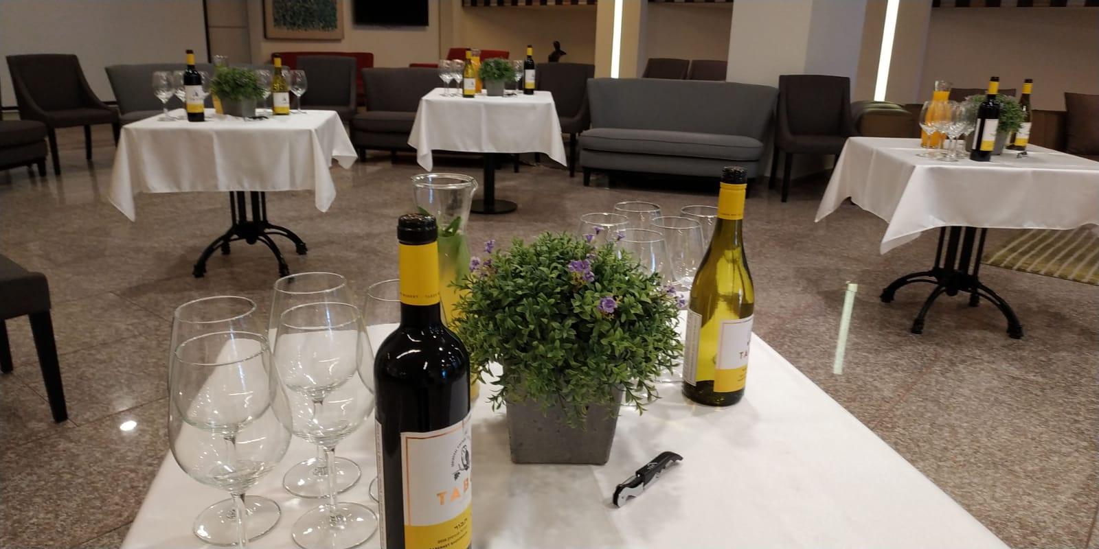 Benjamin Business Hotel Herzelia Екстериор снимка