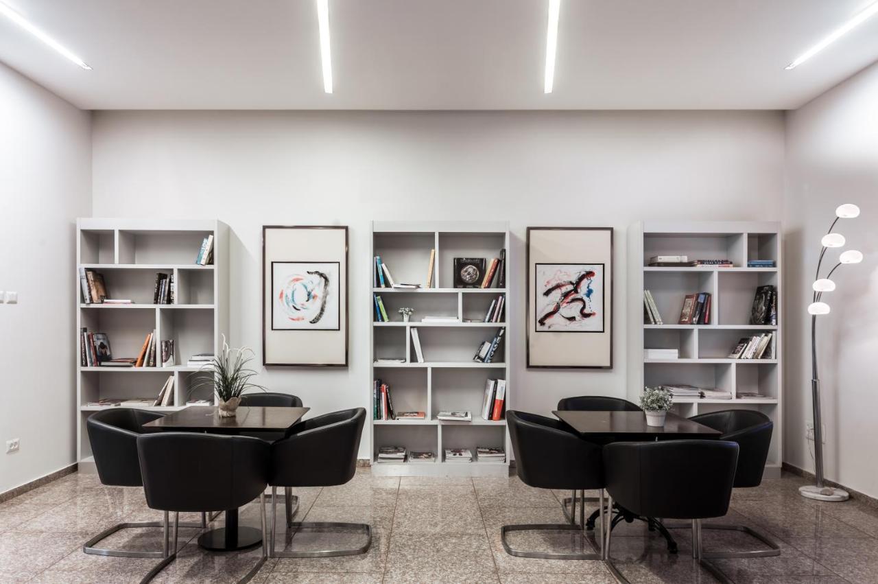 Benjamin Business Hotel Herzelia Екстериор снимка