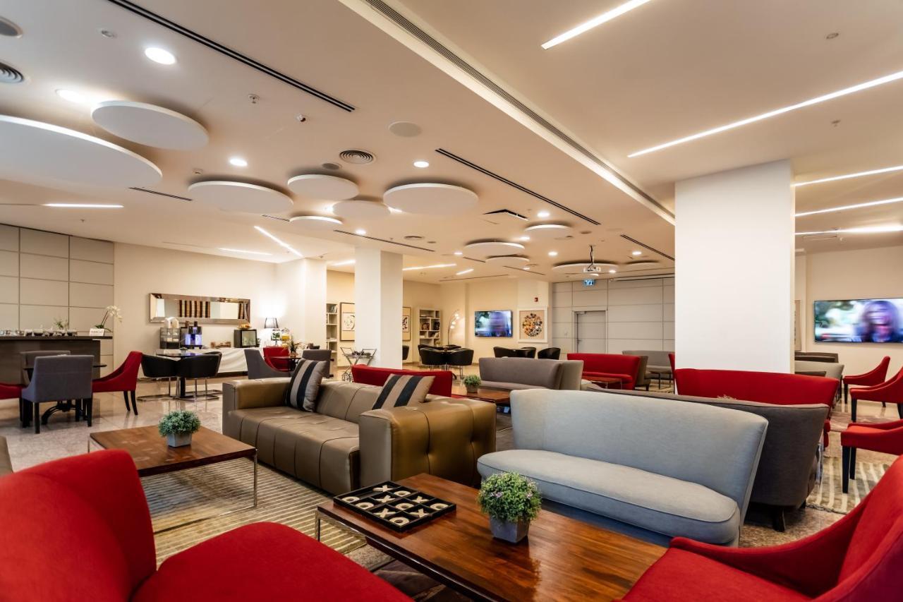 Benjamin Business Hotel Herzelia Екстериор снимка