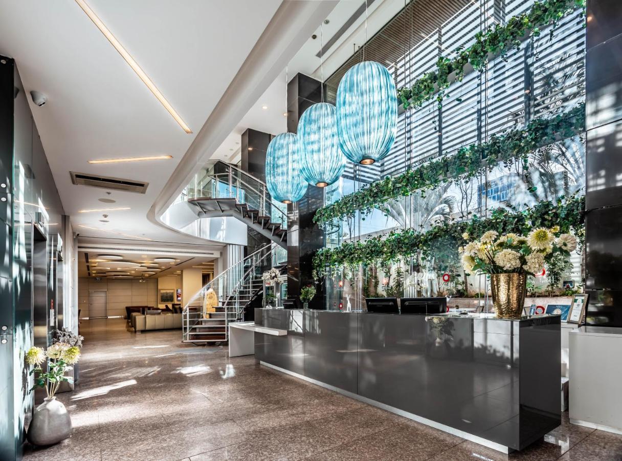 Benjamin Business Hotel Herzelia Екстериор снимка